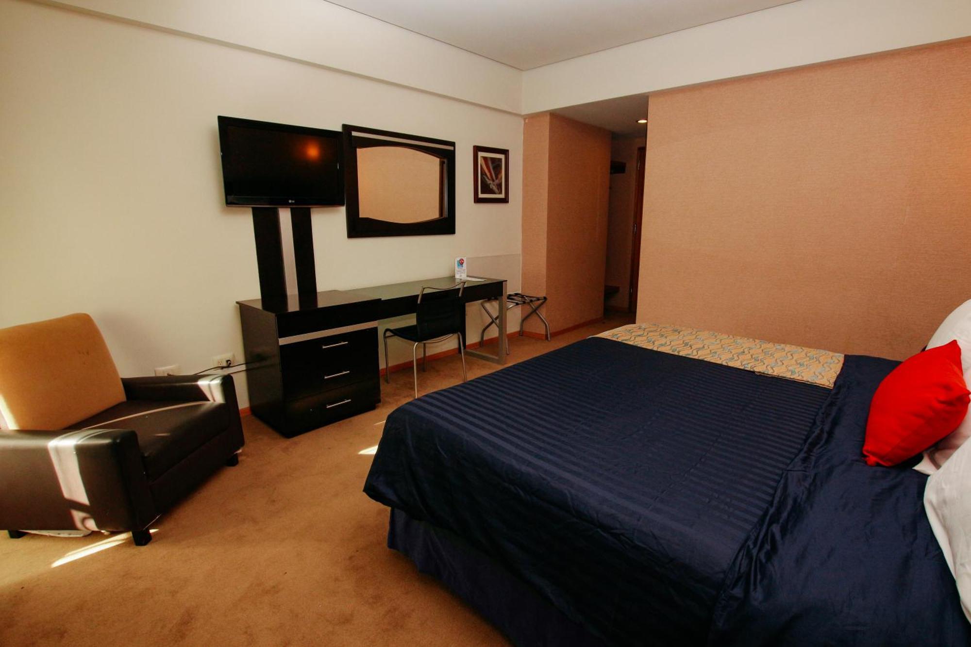 Hotel Colon Plaza Business Class Nuevo Laredo Buitenkant foto